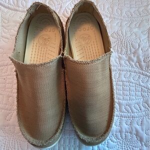 CROCS Beige Santa Cruz Slip-on Loafers
